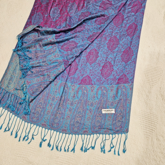 Paisley Pashmina Scarf - Picture 9 of 16